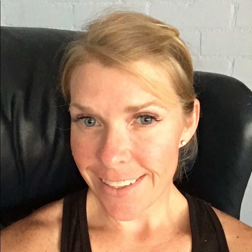 Meet your Posher, Alexis